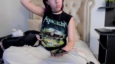 Snapshot of alexafoxy18 chatting on 3, 12, 2024 ALEXA online show from 3, 12, 2024