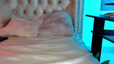 Snapshot of alexafoxy18 chatting on 10, 12, 2024 ALEXA online show from 10, 12, 2024