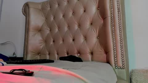 Snapshot of alexafoxy18 chatting on 18, 12, 2024 ALEXA online show from 18, 12, 2024