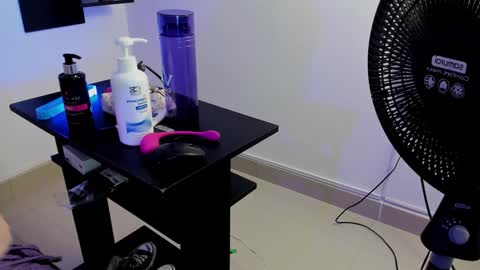 Snapshot of alexafoxy18 chatting on 7, 2, 2025 ALEXA online show from 7, 2, 2025