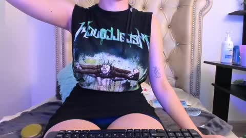 Snapshot of alexafoxy18 chatting on 20, 2, 2025 ALEXA online show from 20, 2, 2025