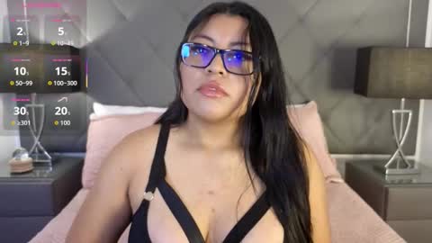 Snapshot of alexamadisson chatting on 15, 11, 2025 Alexa online show from 15, 11, 2025