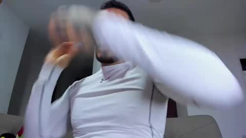 Snapshot of alexander_martines chatting on 12, 12, 2024 Onlyfansalexmartinezwb Instagram alexwbmartinez Twitter martinezcb937 online show from 12, 12, 2024