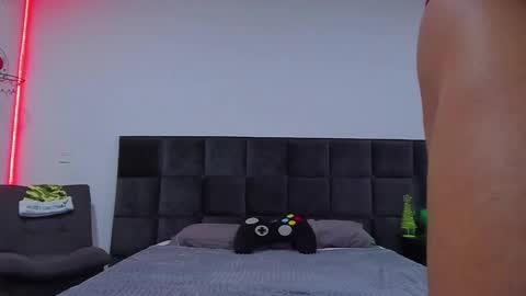 Snapshot of alexander_martines chatting on 25, 12, 2024 Onlyfansalexmartinezwb Instagram alexwbmartinez Twitter martinezcb937 online show from 25, 12, 2024