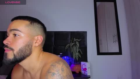 Snapshot of alexander_martines chatting on 12, 2, 2025 Onlyfansalexmartinezwb Instagram alexwbmartinez Twitter martinezcb937 online show from 12, 2, 2025