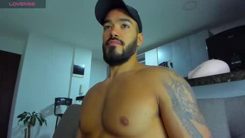 Snapshot of alexander_martines chatting on 21, 2, 2025 Onlyfansalexmartinezwb Instagram alexwbmartinez Twitter martinezcb937 online show from 21, 2, 2025