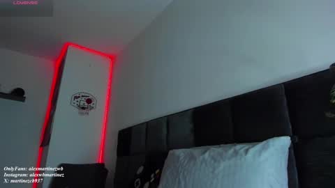 Snapshot of alexander_martines chatting on 22, 9, 2025 Onlyfansalexmartinezwb Instagram alexwbmartinez Twitter martinezcb937 online show from 22, 9, 2025