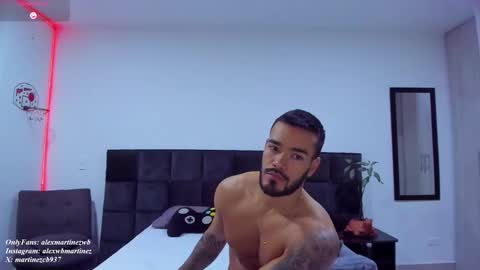 Snapshot of alexander_martines chatting on 8, 10, 2025 Onlyfansalexmartinezwb Instagram alexwbmartinez Twitter martinezcb937 online show from 8, 10, 2025
