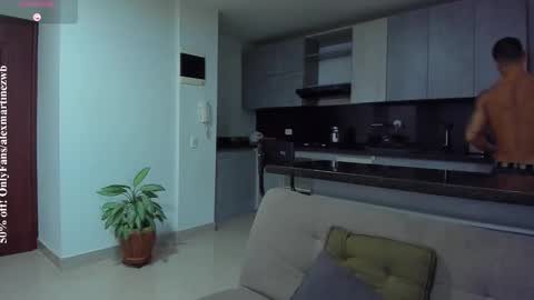 Snapshot of alexander_martines chatting on 6, 11, 2025 Onlyfansalexmartinezwb Instagram alexwbmartinez Twitter martinezcb937 online show from 6, 11, 2025