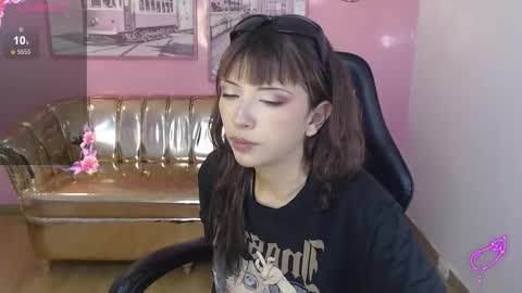 alexandra  online show from 4, 11, 2025