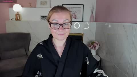 Snapshot of alexandra_kind chatting on 26, 12, 2024 Alexandra online show from 26, 12, 2024