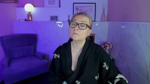 Snapshot of alexandra_kind chatting on 19, 1, 2025 Alexandra online show from 19, 1, 2025