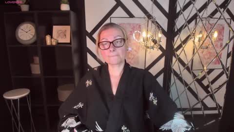 Snapshot of alexandra_kind chatting on 5, 2, 2025 Alexandra online show from 5, 2, 2025