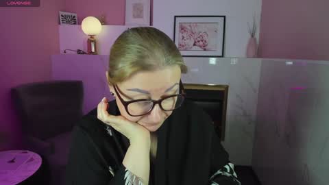 Snapshot of alexandra_kind chatting on 7, 2, 2025 Alexandra online show from 7, 2, 2025