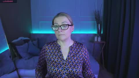 Snapshot of alexandra_kind chatting on 25, 2, 2025 Alexandra online show from 25, 2, 2025