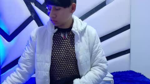 Snapshot of alexandro_bover chatting on 1, 11, 2025 Alexandro online show from 1, 11, 2025