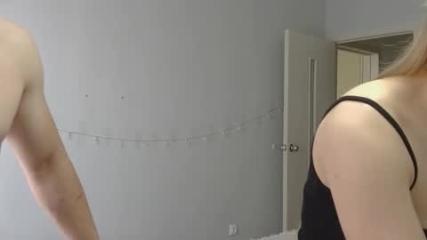 Snapshot of alexarti chatting on 2, 10, 2025 Alex online show from 2, 10, 2025