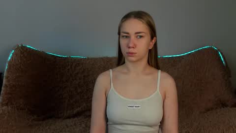 Snapshot of alexarti chatting on 25, 11, 2025 Alex online show from 25, 11, 2025