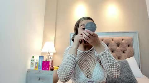 Snapshot of alexasttorm chatting on 29, 9, 2025 Alexa online show from 29, 9, 2025