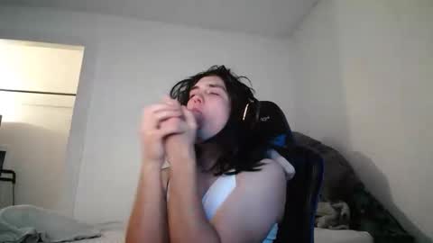 Snapshot of alexasucksbigd chatting on 14, 12, 2025 Jennifer online show from 14, 12, 2025