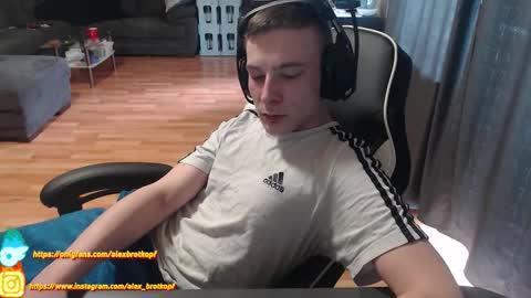 Snapshot of alexbrotkopf chatting on 17, 9, 2025 Alex online show from 17, 9, 2025