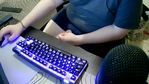 Snapshot of alexcandle chatting on 27, 5, 2026 alexcandle online show from 27, 5, 2026