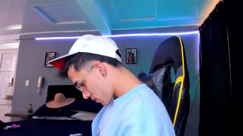 alexgiraldo__ online show from 1, 10, 2025