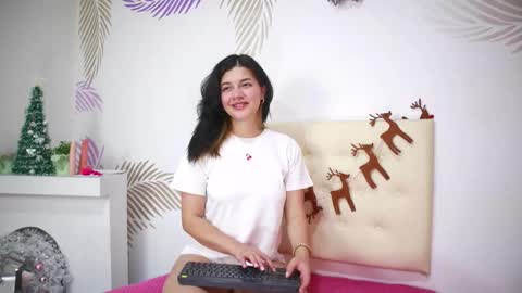 Snapshot of alexia_clark7 chatting on 14, 12, 2025 alexia_clark7 online show from 14, 12, 2025