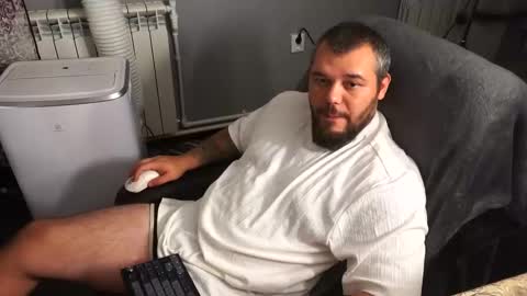 Snapshot of alexirr chatting on 12, 9, 2025 Alex online show from 12, 9, 2025