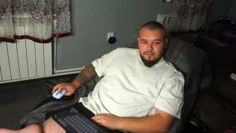 Snapshot of alexirr chatting on 19, 10, 2025 Alex online show from 19, 10, 2025