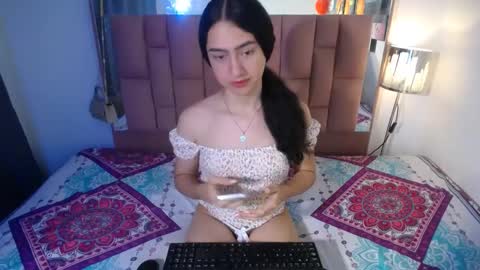 -- ALEXIS -- online show from 24, 9, 2025