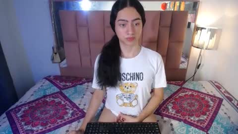 -- ALEXIS -- online show from 1, 10, 2025