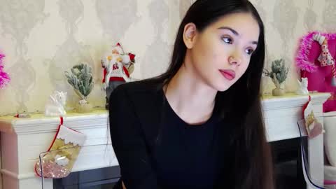 Snapshot of alexisdevine chatting on 19, 12, 2025 alexisdevine online show from 19, 12, 2025