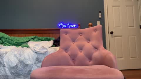 Alex Mann online show from 15, 12, 2024