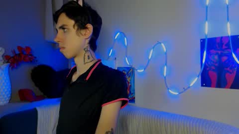 Snapshot of alexnaughty14 chatting on 12, 10, 2025 alexnaughty14 online show from 12, 10, 2025