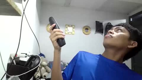 Snapshot of alexsexy1405 chatting on 16, 12, 2025 alexsexy1405 online show from 16, 12, 2025