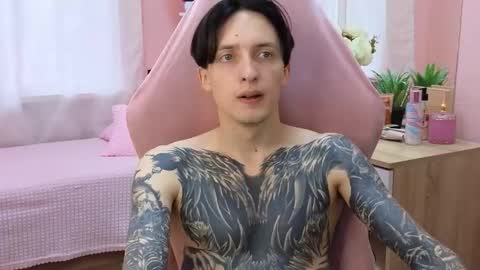 Alex online show from 4, 10, 2025