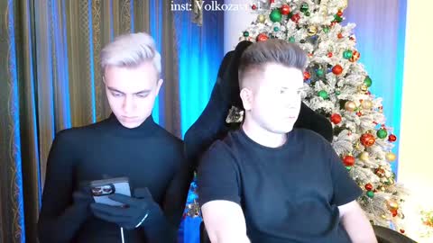 Snapshot of alexxx_d chatting on 9, 1, 2025 AlexDimaIgor online show from 9, 1, 2025