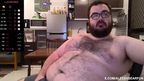 Snapshot of alexxxbear chatting on 12, 10, 2025 alexxxbear online show from 12, 10, 2025