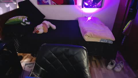 ALEXXX MORRIS online show from 11, 4, 2026