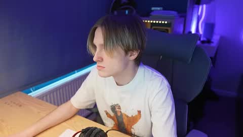 Snapshot of alexycutie chatting on 31, 3, 2026 Alexycutie online show from 31, 3, 2026