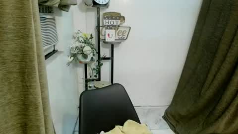 Snapshot of aleysia69 chatting on 11, 9, 2025 MARIE online show from 11, 9, 2025