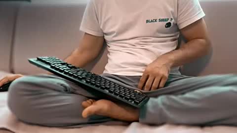 alfadreamer0011 online show from 21, 12, 2025