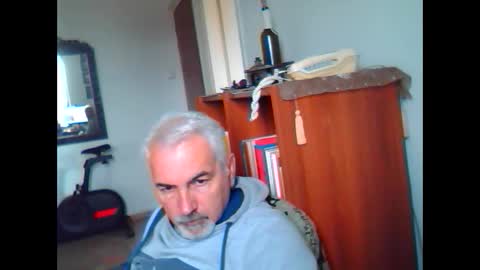 I wanna cum online show from 8, 1, 2025