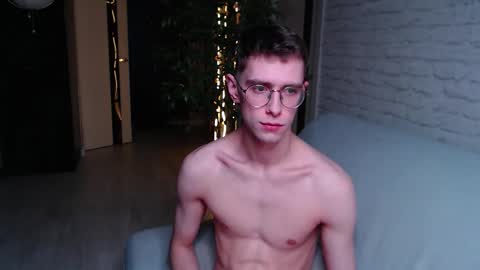 Alfie online show from 22, 10, 2025