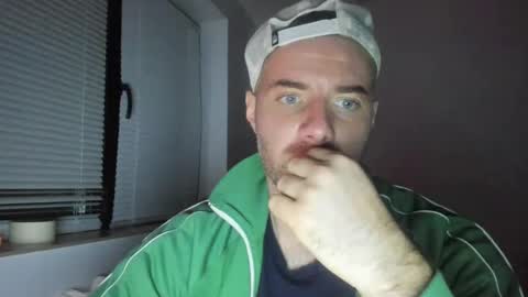 alfiesolomons87 online show from 1, 3, 2025