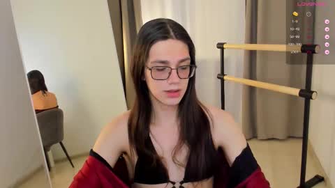 Snapshot of alfred_jones chatting on 5, 10, 2025 Alfreda online show from 5, 10, 2025