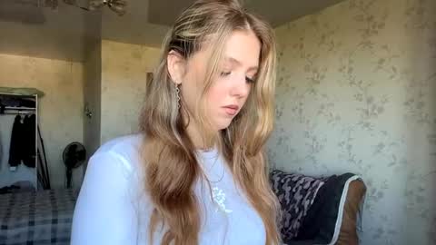 Snapshot of alfrediamalcom chatting on 17, 9, 2025 Maria online show from 17, 9, 2025