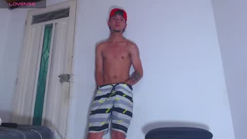 Snapshot of alfredo_rivas chatting on 19, 6, 2026 alfredo_rivas online show from 19, 6, 2026