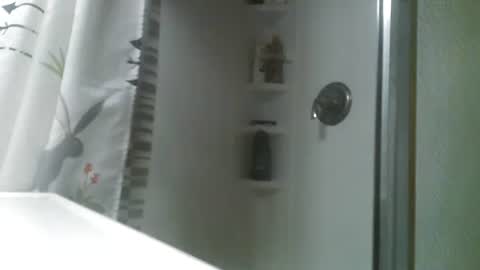 Snapshot of ali_tayler chatting on 26, 10, 2025 ali_tayler online show from 26, 10, 2025